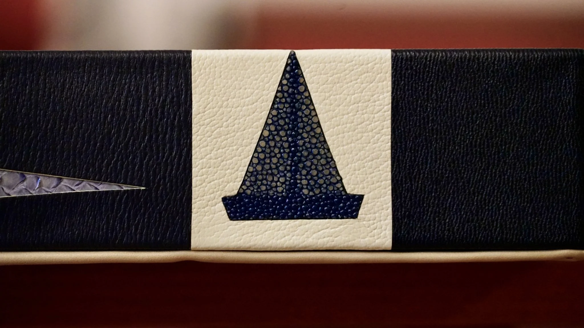Miniature 1